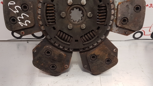 John Deere 40 , 41 And 50 Series Clutch Disc Al70272 - Kupplungsscheibe für Traktor: das Bild 3 John Deere 40 , 41 And 50 Series Clutch Disc Al70272 - Kupplungsscheibe für Traktor: das Bild 3