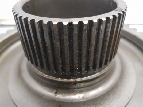 John Deere 40 And 50 Series Four Wheel Drive Clutch Gear 49 Teeth Al67651 - Kupplung und Teile für Traktor: das Bild 5 John Deere 40 And 50 Series Four Wheel Drive Clutch Gear 49 Teeth Al67651 - Kupplung und Teile für Traktor: das Bild 5