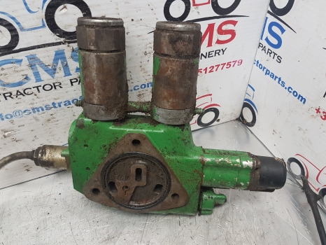 John Deere 6000 Series 6400 Hydraulic Spool Valve Al75842, 8506e - Hydraulik: das Bild 2 John Deere 6000 Series 6400 Hydraulic Spool Valve Al75842, 8506e - Hydraulik: das Bild 2