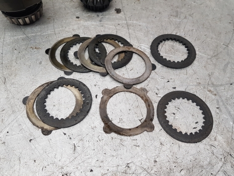 John Deere 6300, 6400 Zf Apl2035 Front Axle Differential L100149, 4131302074 - Differenzial Getriebe für Traktor: das Bild 2 John Deere 6300, 6400 Zf Apl2035 Front Axle Differential L100149, 4131302074 - Differenzial Getriebe für Traktor: das Bild 2