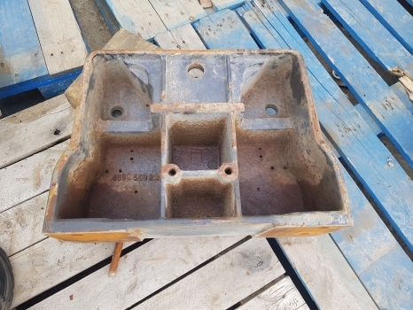 Landini Vision Series 105 Front Weight Carrier 3652509m1, 3652509m2, 3652509r2 - Gegengewicht für Traktor: das Bild 5 Landini Vision Series 105 Front Weight Carrier 3652509m1, 3652509m2, 3652509r2 - Gegengewicht für Traktor: das Bild 5