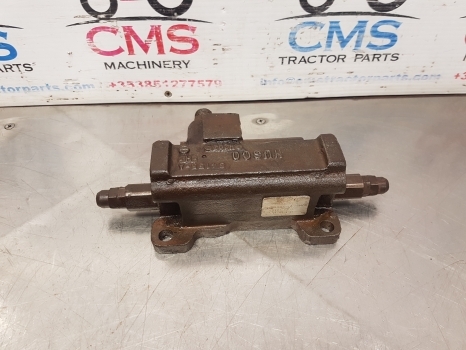 New Holand T4.495n T4, Case Quantum Hydaulic Valve Parts Only 84393999, 83996684 - Hydraulik ventil für Traktor: das Bild 1 New Holand T4.495n T4, Case Quantum Hydaulic Valve Parts Only 84393999, 83996684 - Hydraulik ventil für Traktor: das Bild 1