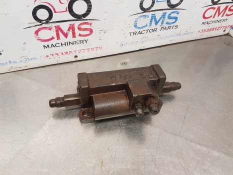 New Holand T4.495n T4, Case Quantum Hydaulic Valve Parts Only 84393999, 83996684 - Hydraulik ventil für Traktor: das Bild 3 New Holand T4.495n T4, Case Quantum Hydaulic Valve Parts Only 84393999, 83996684 - Hydraulik ventil für Traktor: das Bild 3