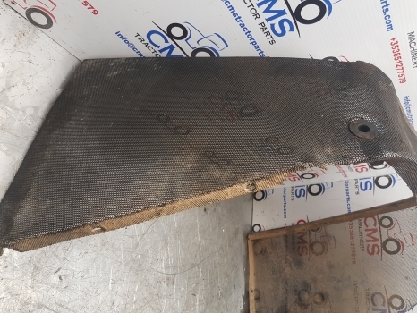 New Holland T4, T5, Td5 Series T5.95, Td5.95 Radiator Grille, Grill 47987142 - Kühlergrill für Traktor: das Bild 3 New Holland T4, T5, Td5 Series T5.95, Td5.95 Radiator Grille, Grill 47987142 - Kühlergrill für Traktor: das Bild 3
