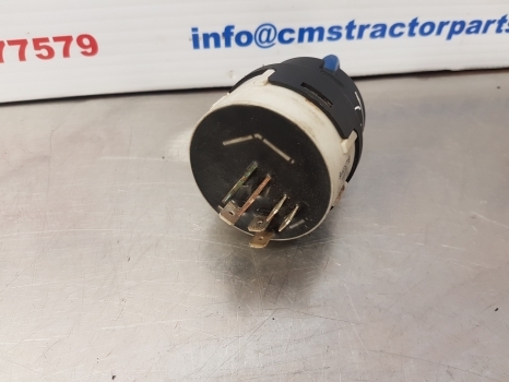 New Holland T5.95, T5, T4, Case Farmall, Ignition Switch 84279201, 84416715 - Elektrische Ausrüstung für Traktor: das Bild 2 New Holland T5.95, T5, T4, Case Farmall, Ignition Switch 84279201, 84416715 - Elektrische Ausrüstung für Traktor: das Bild 2