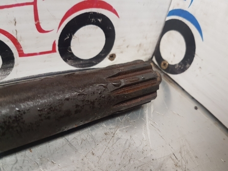 New Holland T6000, T7, Case Puma T7.210 Pto Drive Shaft Rear 87372761 - Antriebswelle für Traktor: das Bild 3 New Holland T6000, T7, Case Puma T7.210 Pto Drive Shaft Rear 87372761 - Antriebswelle für Traktor: das Bild 3