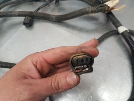 New Holland T7040, T6000, T7000 Front Light Wiring Loom 87658132, 87329727 - Kabel/ Kabelbaum: das Bild 3 New Holland T7040, T6000, T7000 Front Light Wiring Loom 87658132, 87329727 - Kabel/ Kabelbaum: das Bild 3
