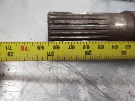 New Holland Tm, Tsa Series Tm115, Tm140 Front Axle Drive Shaft Rhs 5177496 - Antriebswelle für Traktor: das Bild 5 New Holland Tm, Tsa Series Tm115, Tm140 Front Axle Drive Shaft Rhs 5177496 - Antriebswelle für Traktor: das Bild 5