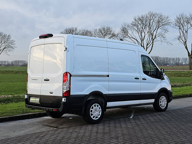 Ford Transit 2.0 L2H2 Navi 130Pk AC! - Kleintransporter: das Bild 3 Ford Transit 2.0 L2H2 Navi 130Pk AC! - Kleintransporter: das Bild 3