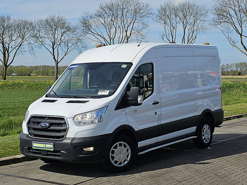 Ford Transit 2.0 TDCI 170 AUT. L2H2 - Kastenwagen: das Bild 2 Ford Transit 2.0 TDCI 170 AUT. L2H2 - Kastenwagen: das Bild 2