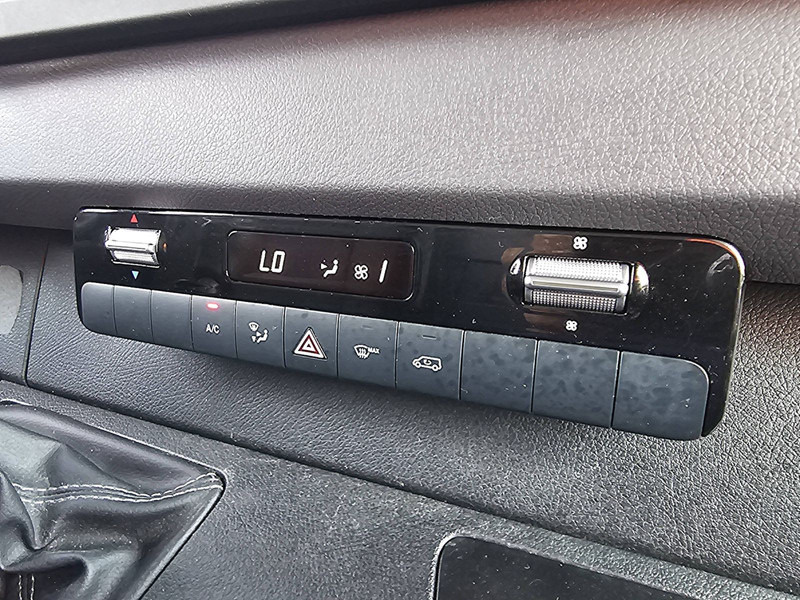 Kastenwagen Mercedes-Benz Sprinter 311 L2H2 Wp-Inrichting!: das Bild 9