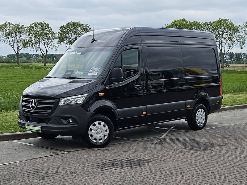 Mercedes-Benz Sprinter 317 L2H2 LED RWD! - Kastenwagen: das Bild 2 Mercedes-Benz Sprinter 317 L2H2 LED RWD! - Kastenwagen: das Bild 2