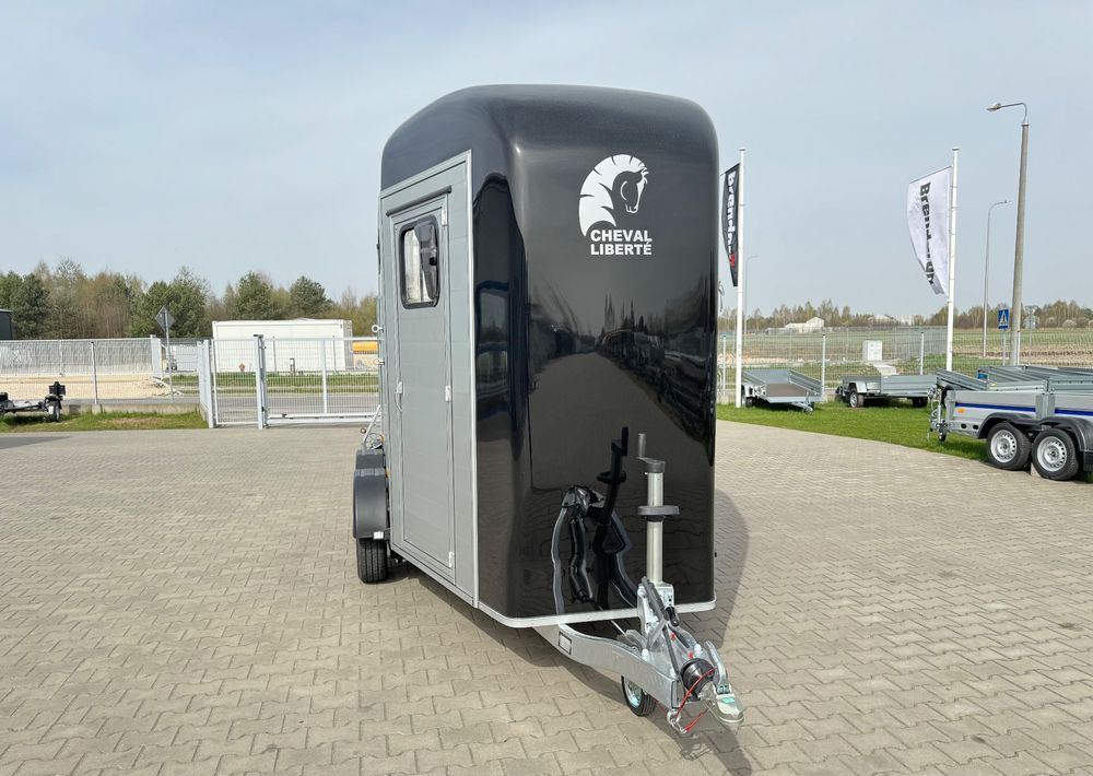 Cheval Liberte Touring Country XL przyczepa na dwa konie | duża siodlarnia | drzwi boczne | rampa przednia | 387×179 cm | ALUMINIOWA | Debon | dostawa | mocna i solidna | - Pferdeanhänger: das Bild 5 Cheval Liberte Touring Country XL przyczepa na dwa konie | duża siodlarnia | drzwi boczne | rampa przednia | 387×179 cm | ALUMINIOWA | Debon | dostawa | mocna i solidna | - Pferdeanhänger: das Bild 5