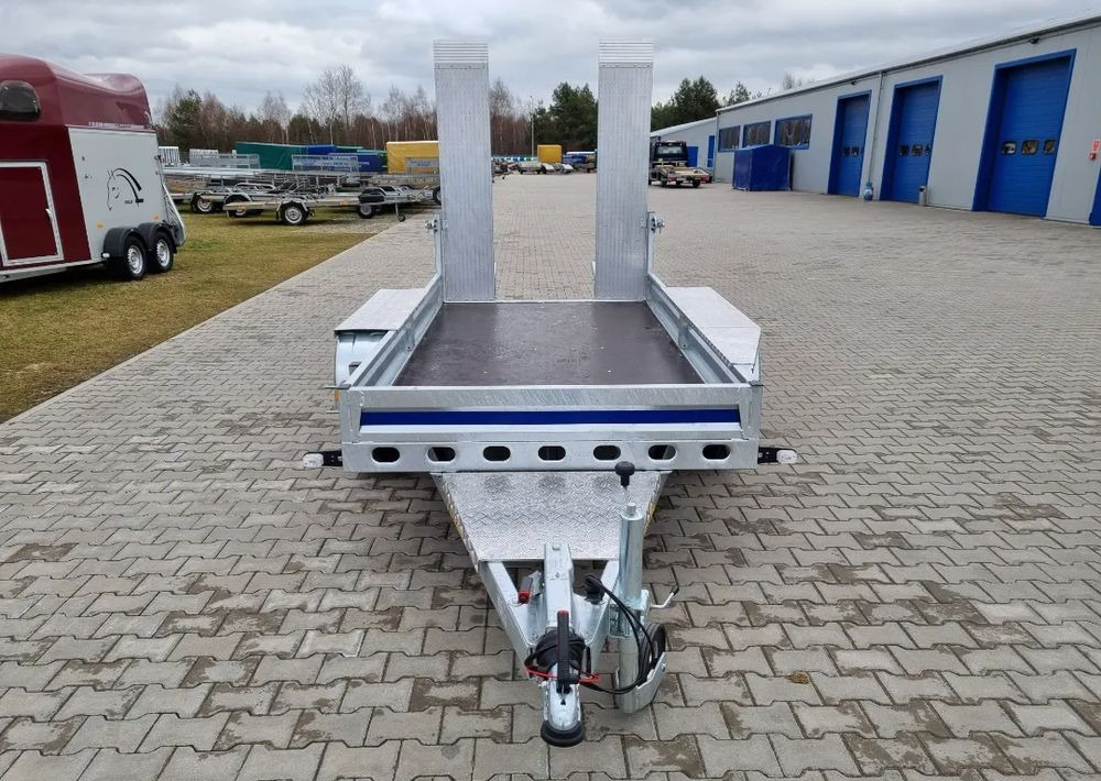WIOLA Wiola B2630 - Baumaschinenanhänger: das Bild 2 WIOLA Wiola B2630 - Baumaschinenanhänger: das Bild 2