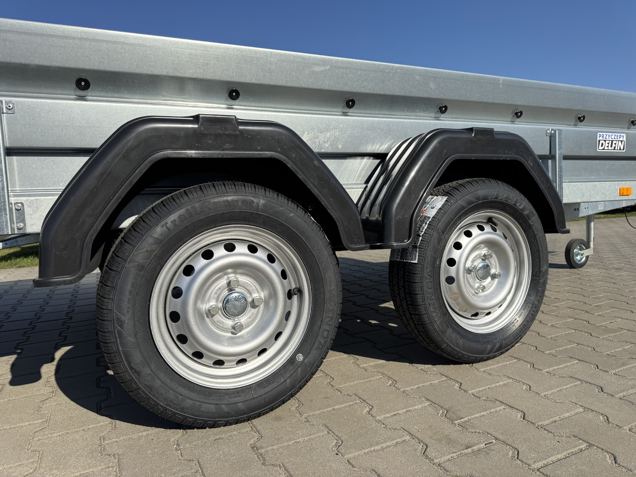 ZASŁAW 300T - przyczepa skrzyniowa 2 osie / 750kg - PKW Anhänger: das Bild 3 ZASŁAW 300T - przyczepa skrzyniowa 2 osie / 750kg - PKW Anhänger: das Bild 3