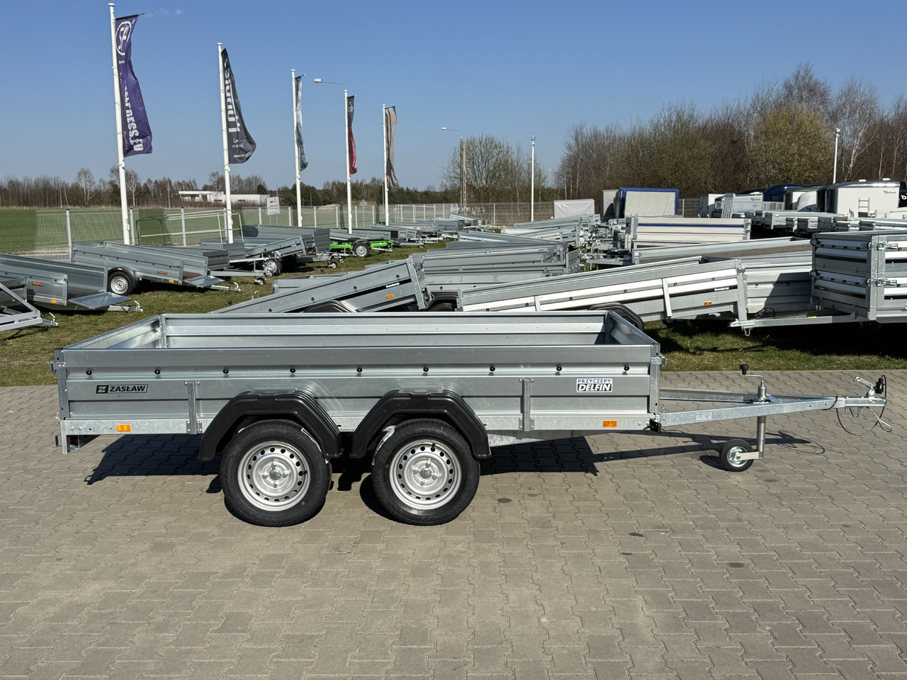 ZASŁAW 300T - przyczepa skrzyniowa 2 osie / 750kg - PKW Anhänger: das Bild 2 ZASŁAW 300T - przyczepa skrzyniowa 2 osie / 750kg - PKW Anhänger: das Bild 2