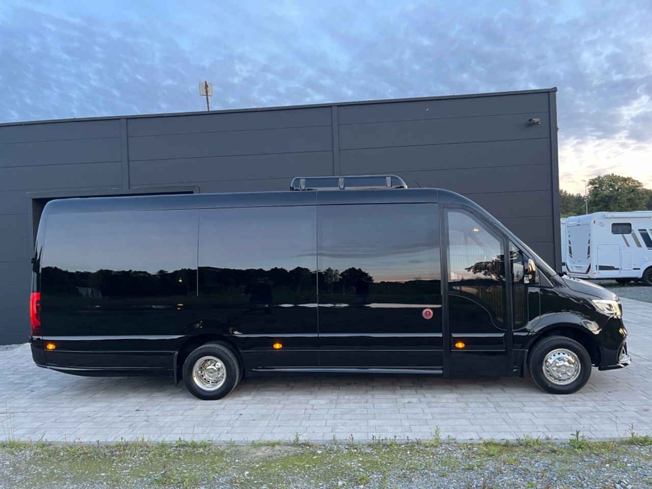 Mercedes-Benz Sprinter 519 XL /19+1+1/Luxury Bus /Coming Soon! Mercedes-Benz Sprinter 519 XL /19+1+1/Luxury /Panorama Windows - Kleinbus, Personentransporter: das Bild 3 Mercedes-Benz Sprinter 519 XL /19+1+1/Luxury Bus /Coming Soon! Mercedes-Benz Sprinter 519 XL /19+1+1/Luxury /Panorama Windows - Kleinbus, Personentransporter: das Bild 3