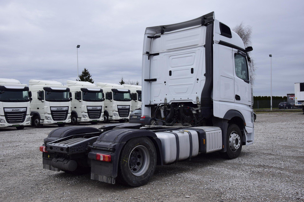Mercedes-Benz Actros 5 1845 BigSpace - Sattelzugmaschine: das Bild 4 Mercedes-Benz Actros 5 1845 BigSpace - Sattelzugmaschine: das Bild 4