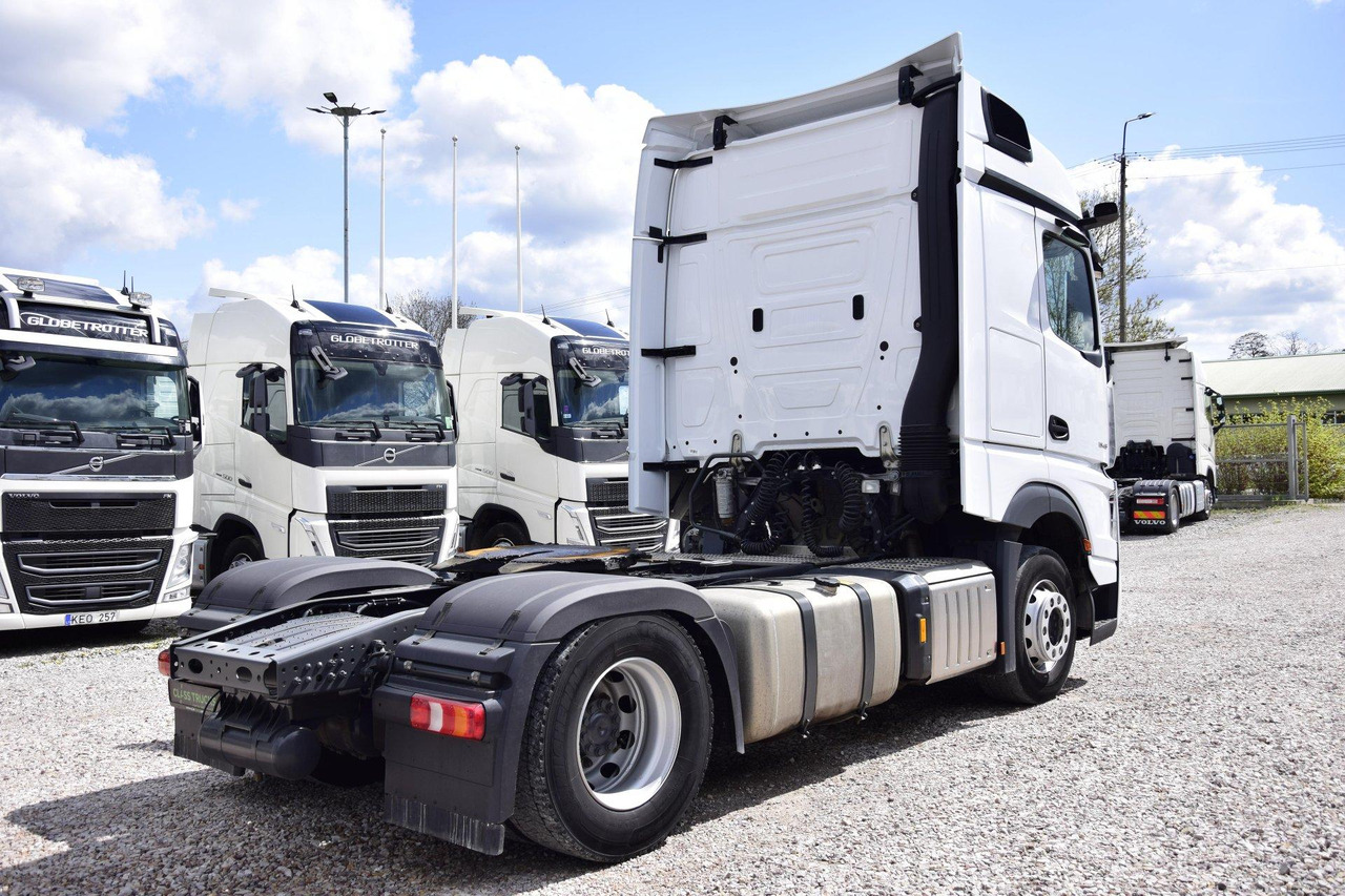 Mercedes-Benz Actros 5 1845 BigSpace - Sattelzugmaschine: das Bild 4 Mercedes-Benz Actros 5 1845 BigSpace - Sattelzugmaschine: das Bild 4