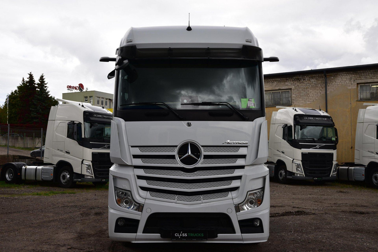 Mercedes-Benz Actros 5 1845 BigSpace - Sattelzugmaschine: das Bild 2 Mercedes-Benz Actros 5 1845 BigSpace - Sattelzugmaschine: das Bild 2