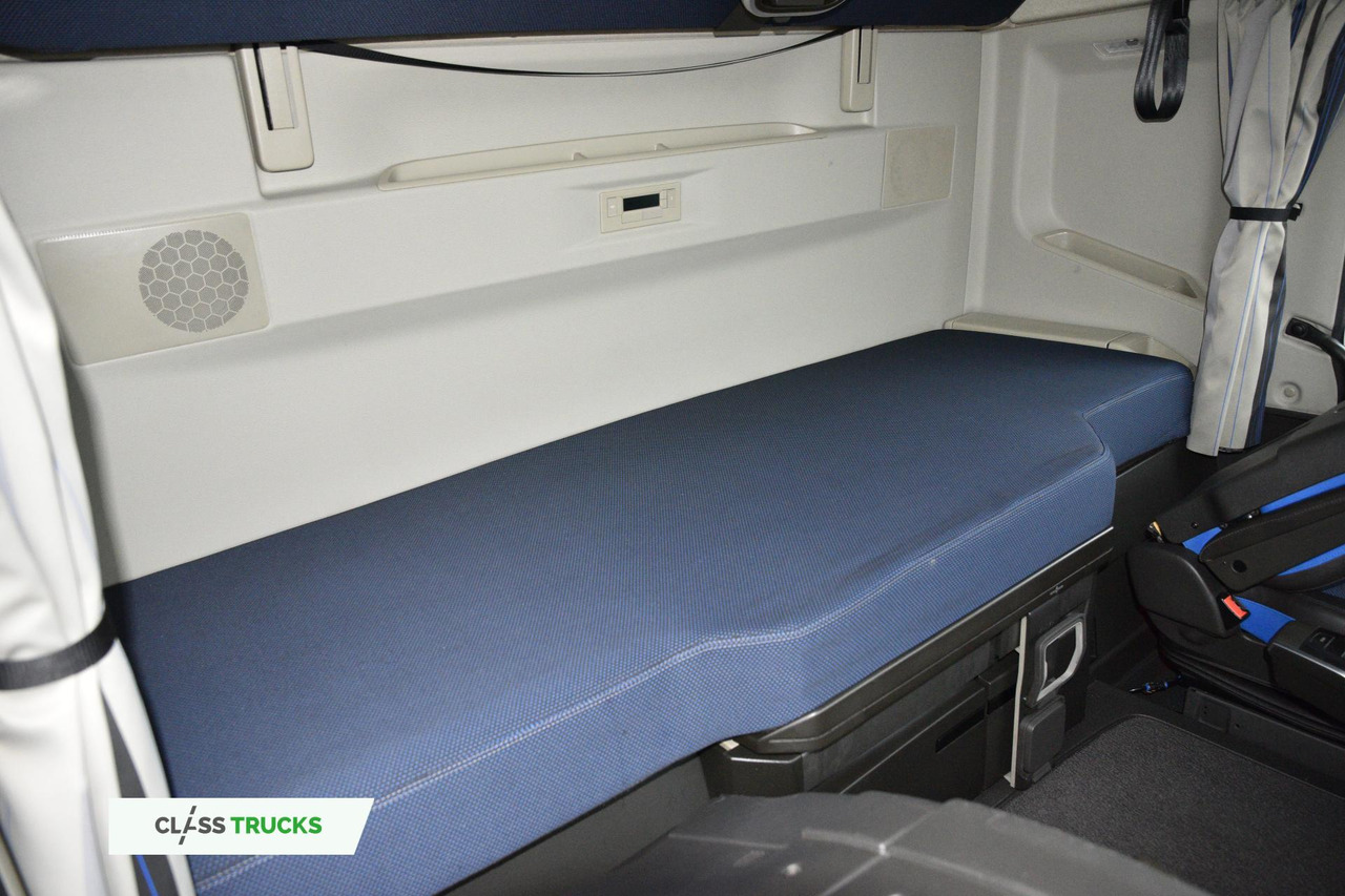 Sattelzugmaschine Volvo FH 460 Globetrotter XL Varios i-Save: das Bild 21