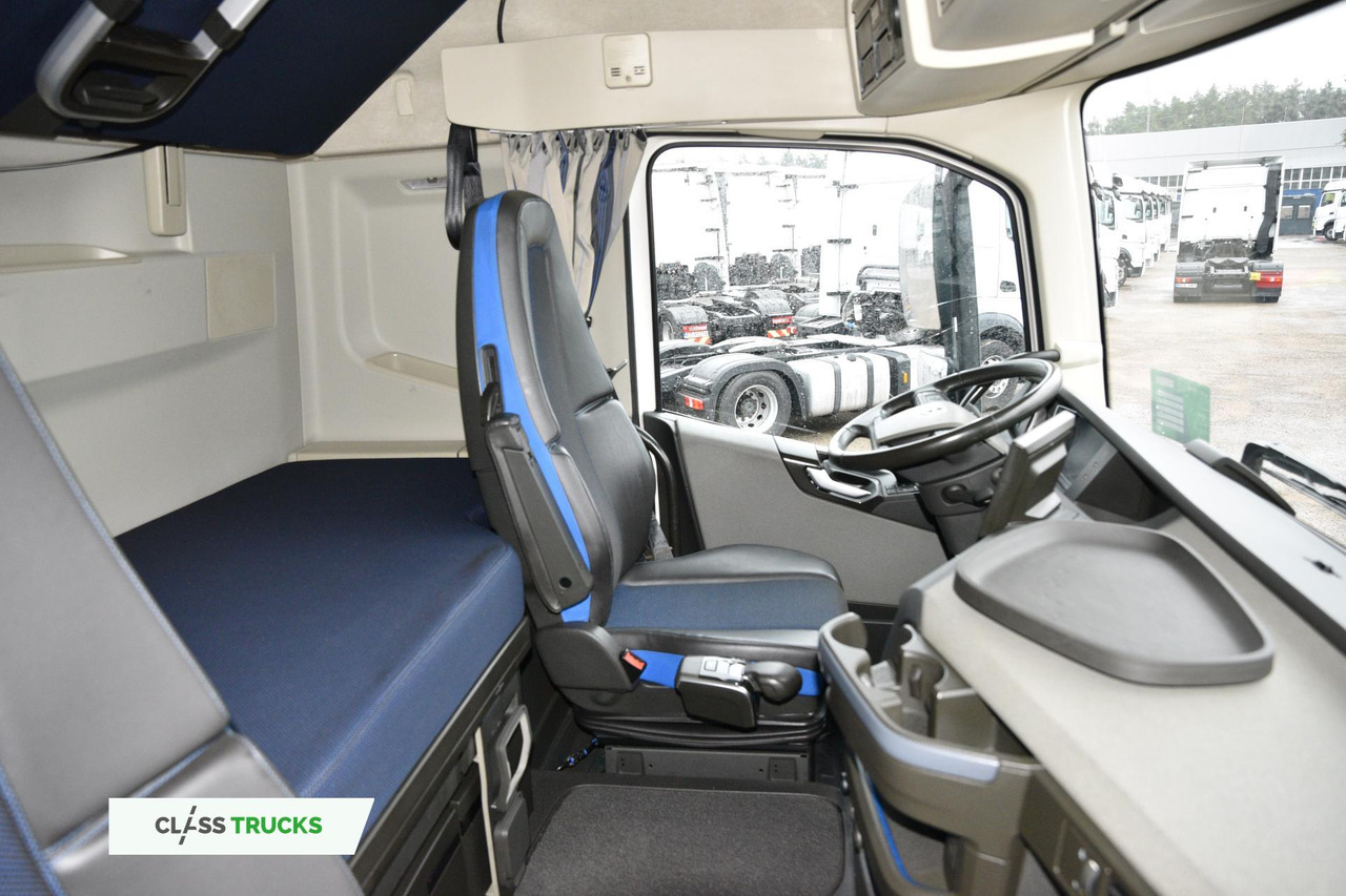 Sattelzugmaschine Volvo FH 460 Globetrotter XL Varios i-Save: das Bild 11