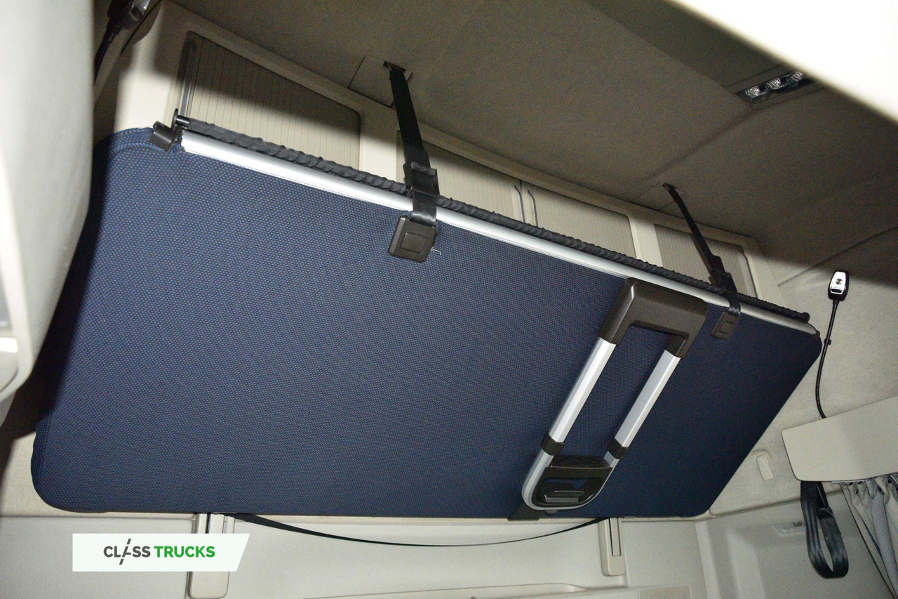 Sattelzugmaschine Volvo FH 460 Globetrotter XL Varios i-Save: das Bild 17