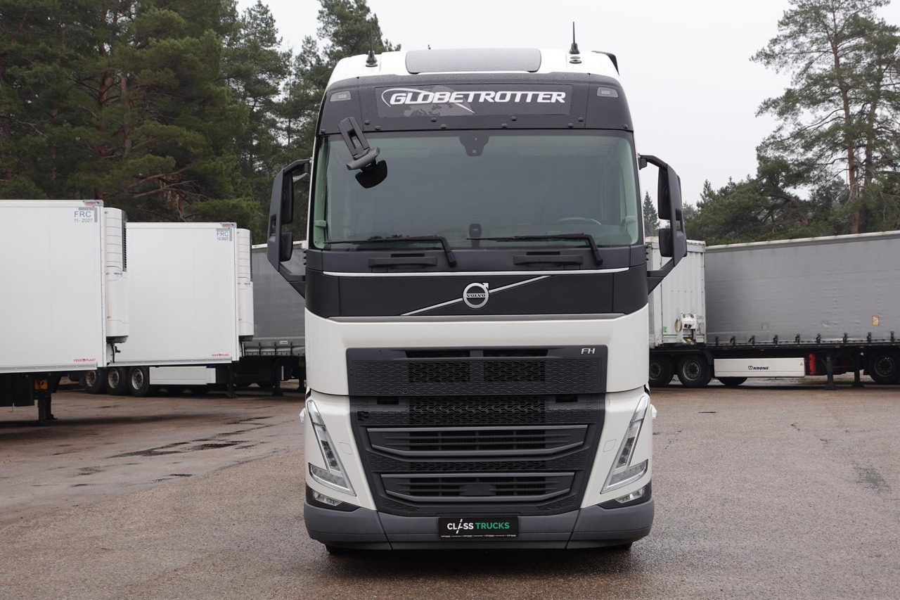 Volvo FH 460 Globetrotter XL i-Save I-ParkCool - Sattelzugmaschine: das Bild 2 Volvo FH 460 Globetrotter XL i-Save I-ParkCool - Sattelzugmaschine: das Bild 2