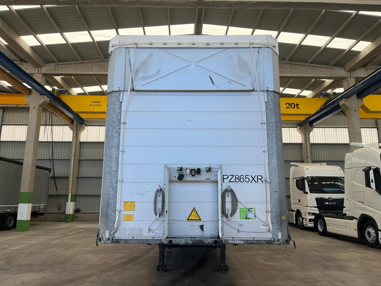 Schmitz Cargobull SCS24/L Varios - Planenauflieger: das Bild 3 Schmitz Cargobull SCS24/L Varios - Planenauflieger: das Bild 3