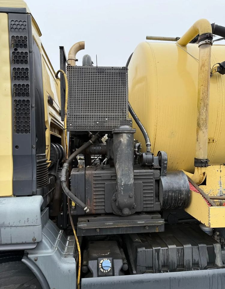 Saug-/ Spülfahrzeug MAN MAN TGS 26.360/6X2/POJAZD  KOMUNALNY Z WYWROTEM: das Bild 7