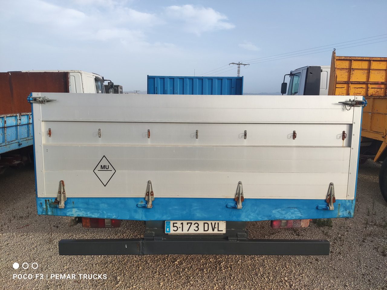 MAN L2000 - Pritsche LKW: das Bild 5 MAN L2000 - Pritsche LKW: das Bild 5