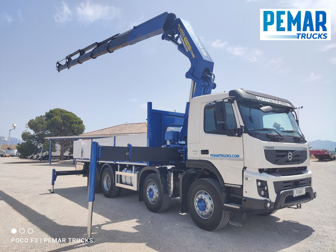 Pritsche LKW VOLVO FMX 460 8X4 GRUA CAJA FIJA ABIERTA: das Bild 21