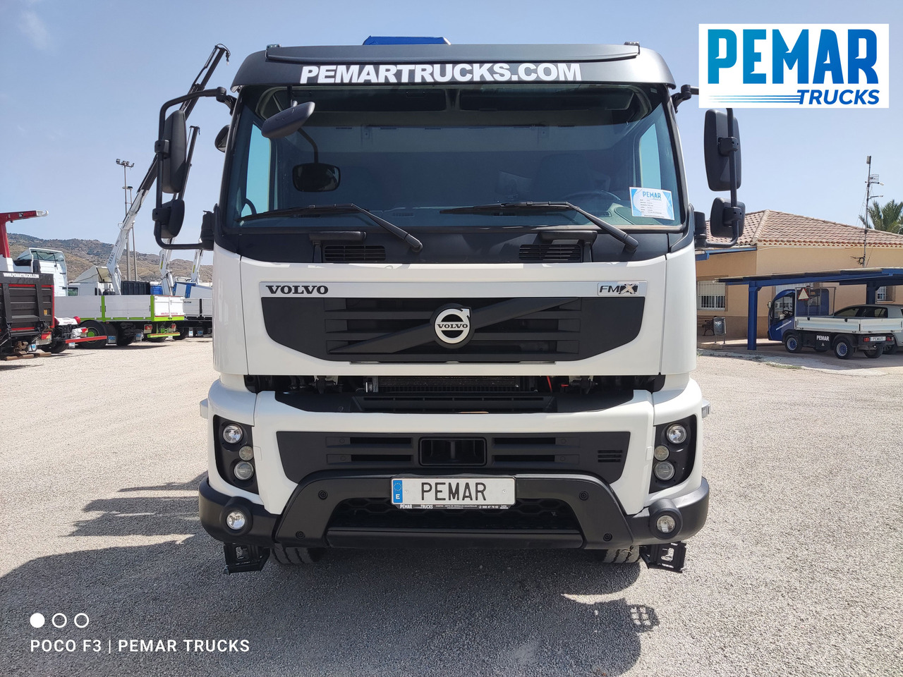VOLVO FMX 460 8X4 GRUA CAJA FIJA ABIERTA - Pritsche LKW: das Bild 3 VOLVO FMX 460 8X4 GRUA CAJA FIJA ABIERTA - Pritsche LKW: das Bild 3