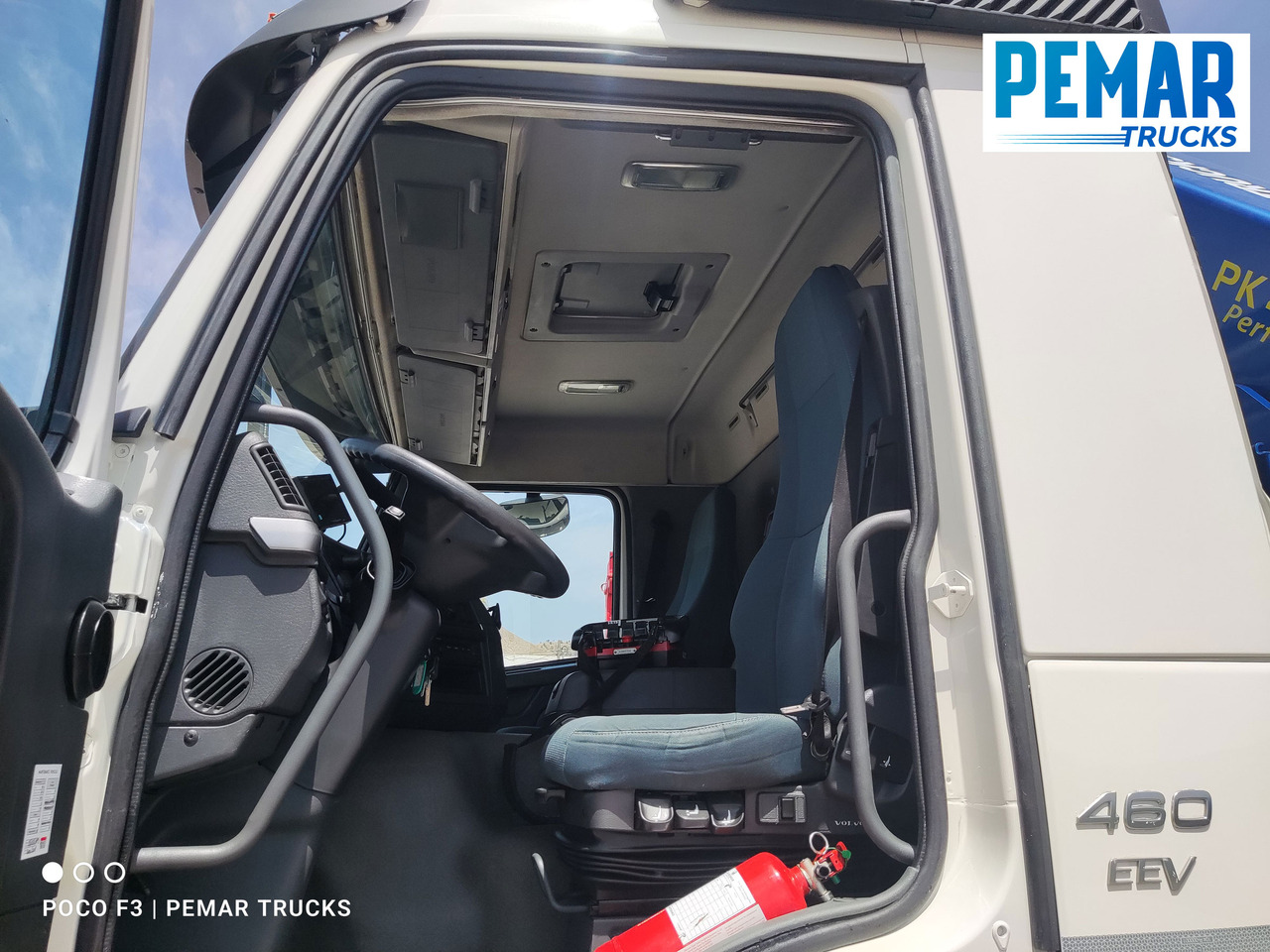 Pritsche LKW VOLVO FMX 460 8X4 GRUA CAJA FIJA ABIERTA: das Bild 35
