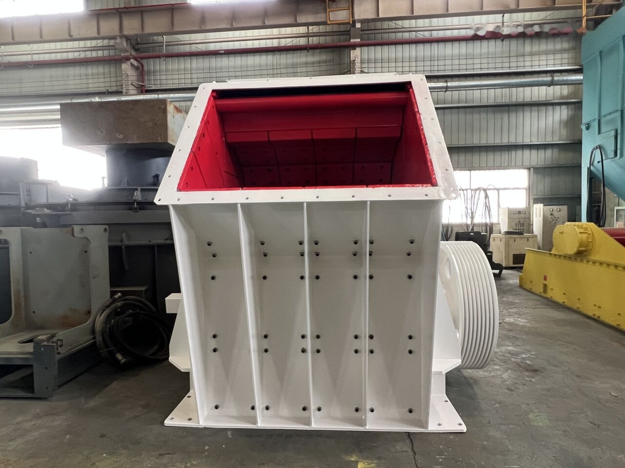 Kinglink 250TPH Hydraulic Limestone Tertiary Impact Crusher KPF1416 - Prallbrecher: das Bild 3 Kinglink 250TPH Hydraulic Limestone Tertiary Impact Crusher KPF1416 - Prallbrecher: das Bild 3