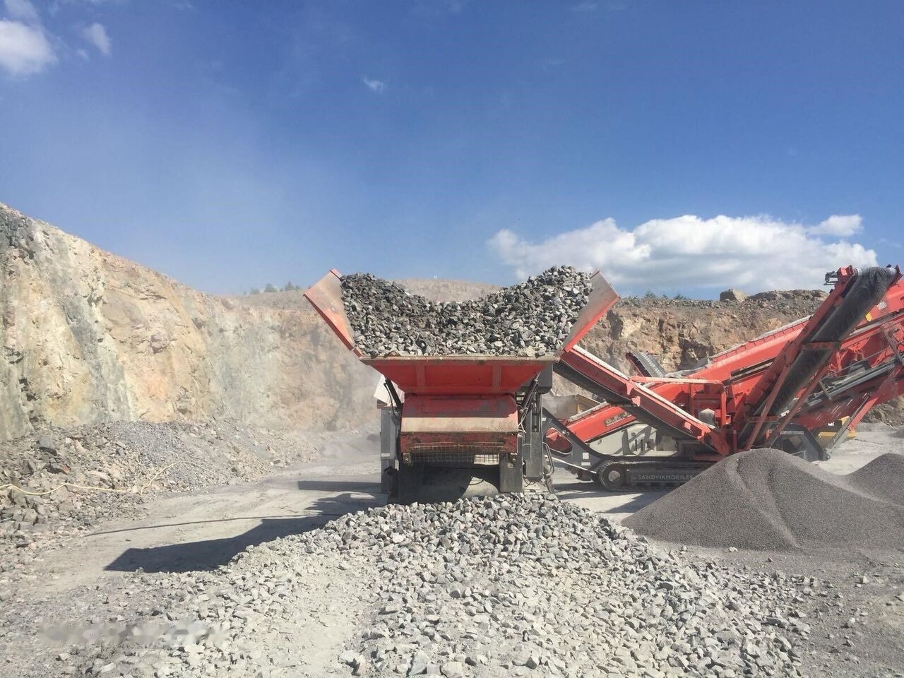 Sandvik QH331 Mobile Crushing Plant - Mobile Brechanlage: das Bild 3 Sandvik QH331 Mobile Crushing Plant - Mobile Brechanlage: das Bild 3