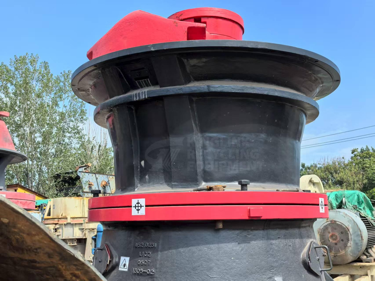Sandvik Used CS440 Cone Crusher - Kegelbrecher: das Bild 2 Sandvik Used CS440 Cone Crusher - Kegelbrecher: das Bild 2