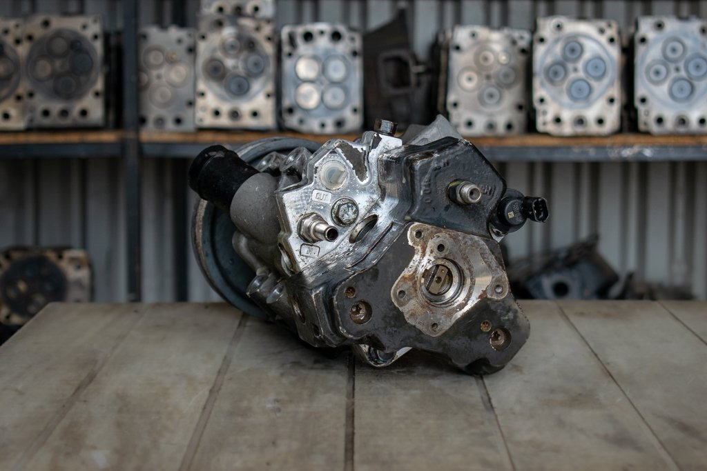 BOSCH FOR MAN TGX - HIGH PRESSURE - Ölpumpe für LKW: das Bild 4 BOSCH FOR MAN TGX - HIGH PRESSURE - Ölpumpe für LKW: das Bild 4