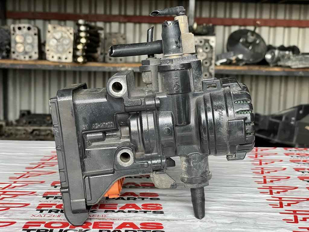 KNORR-BREMSE ABS ADJUSTMENT VALVE FOR MAN - 81.52106-6067 - Bremsventil für LKW: das Bild 4 KNORR-BREMSE ABS ADJUSTMENT VALVE FOR MAN - 81.52106-6067 - Bremsventil für LKW: das Bild 4