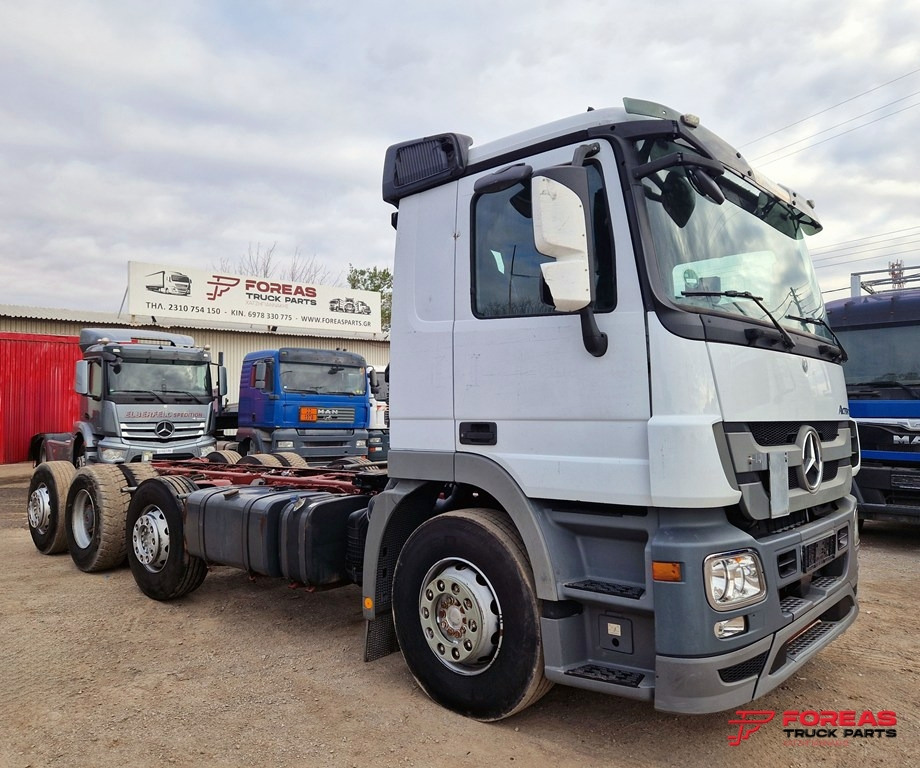 MERCEDES-BENZ ACTROS 3241 8x2 EURO 5 INTARDER - Fahrgestell LKW: das Bild 1 MERCEDES-BENZ ACTROS 3241 8x2 EURO 5 INTARDER - Fahrgestell LKW: das Bild 1