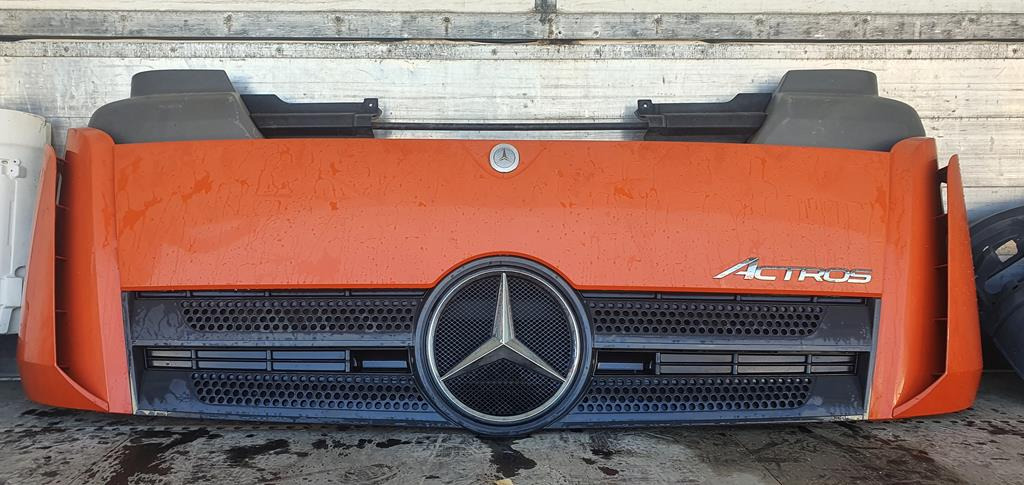 MERCEDES-BENZ ACTROS MP4 - Motorhaube für LKW: das Bild 1 MERCEDES-BENZ ACTROS MP4 - Motorhaube für LKW: das Bild 1
