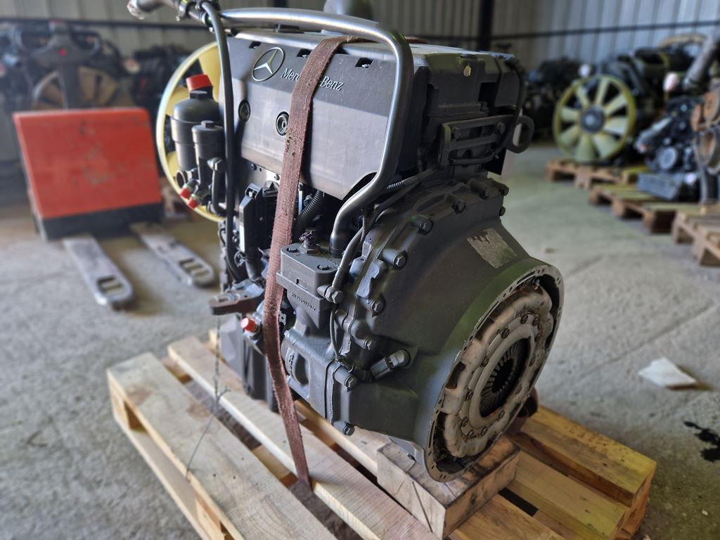 MERCEDES-BENZ VARIO EURO 3 - Motor für LKW: das Bild 3 MERCEDES-BENZ VARIO EURO 3 - Motor für LKW: das Bild 3