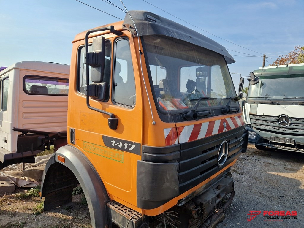 MERCEDES SK - SMALL - RIGHT HAND DRIVE - Fahrerhaus: das Bild 4 MERCEDES SK - SMALL - RIGHT HAND DRIVE - Fahrerhaus: das Bild 4