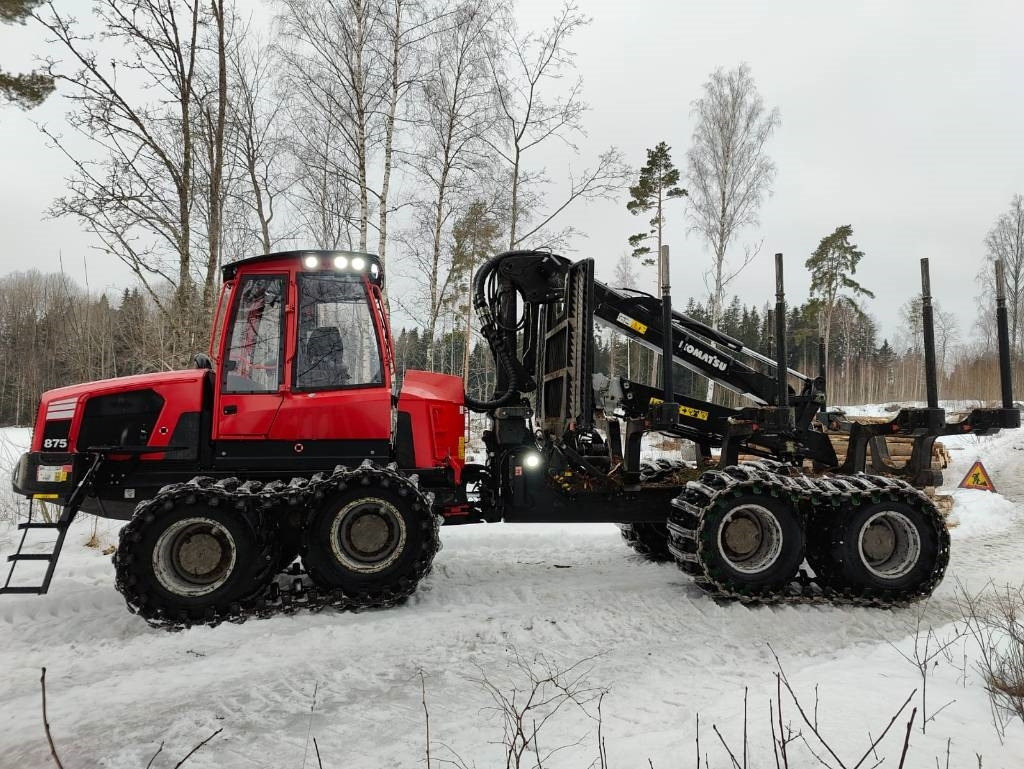 Komatsu 875 - Forwarder: das Bild 2 Komatsu 875 - Forwarder: das Bild 2