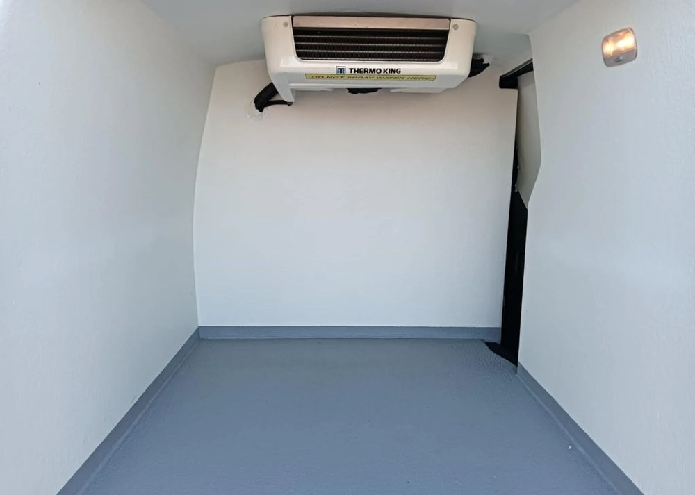 Kühltransporter Citroën BERLINGO/ PEUGEOT PARTNER: das Bild 14