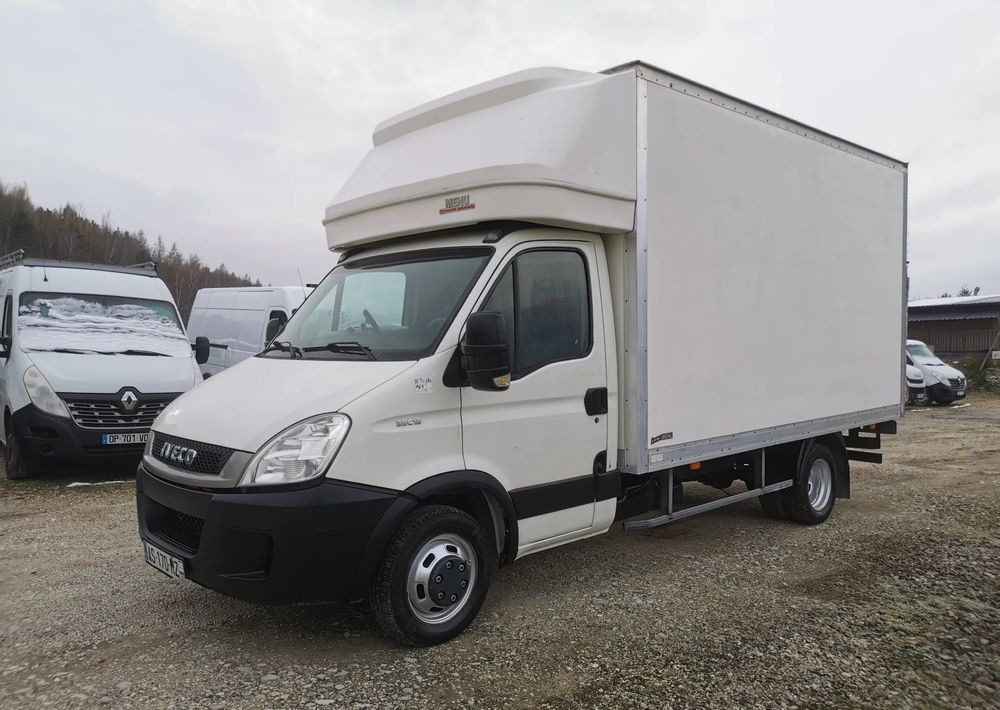 Iveco 3.0-150KM Daily 35C15 Kontener winda Dhollandia 750kg długi 35-150 Klimatyzacja długi rozstaw - Koffer Transporter: das Bild 2 Iveco 3.0-150KM Daily 35C15 Kontener winda Dhollandia 750kg długi 35-150 Klimatyzacja długi rozstaw - Koffer Transporter: das Bild 2