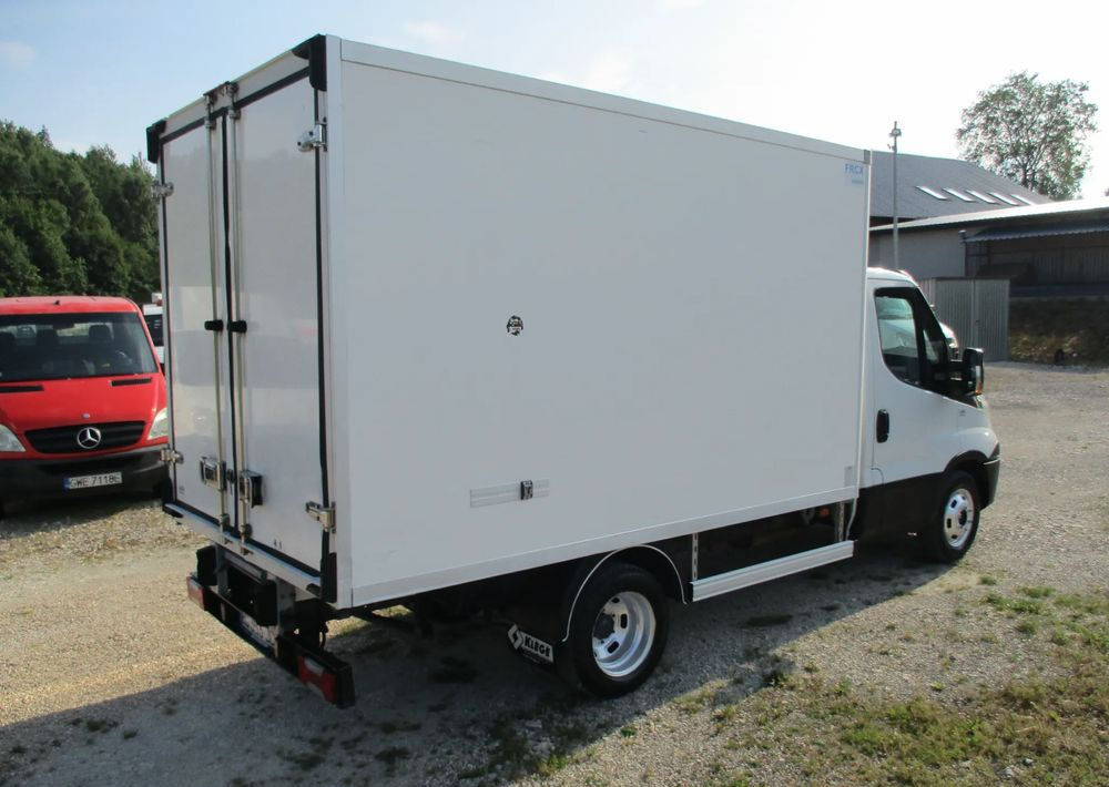 Iveco Daily 35C13 chłodnia Mroźnia na bliźniaku 35-130 Thermo King agregat - Kühltransporter: das Bild 4 Iveco Daily 35C13 chłodnia Mroźnia na bliźniaku 35-130 Thermo King agregat - Kühltransporter: das Bild 4