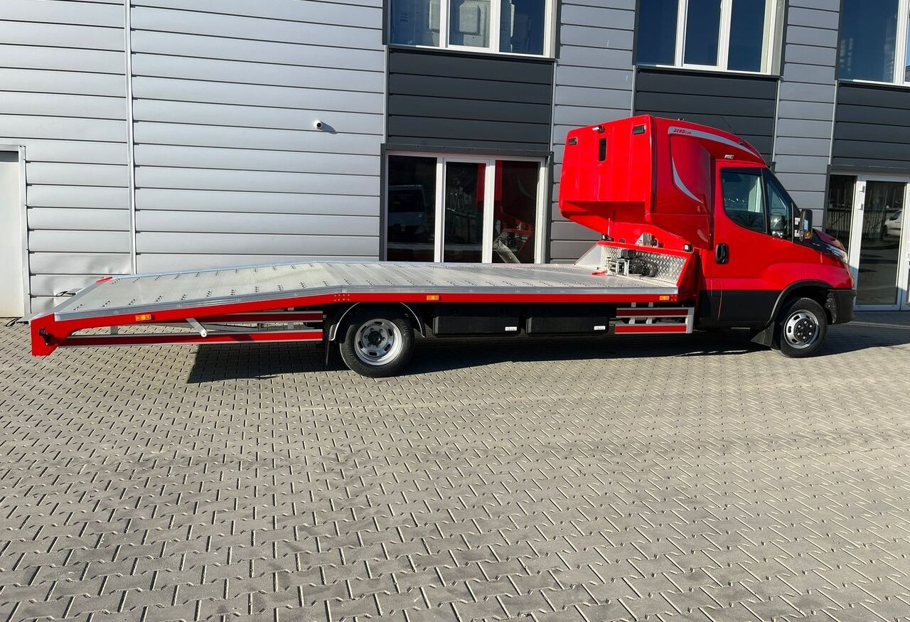NEU: Abschleppwagen IVECO DAILY 50C18: das Bild 6
