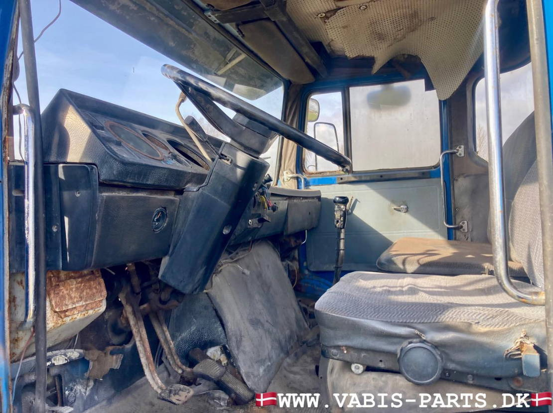 Scania T LT 145 Oldtimer 6X4 - Fahrgestell LKW: das Bild 3 Scania T LT 145 Oldtimer 6X4 - Fahrgestell LKW: das Bild 3