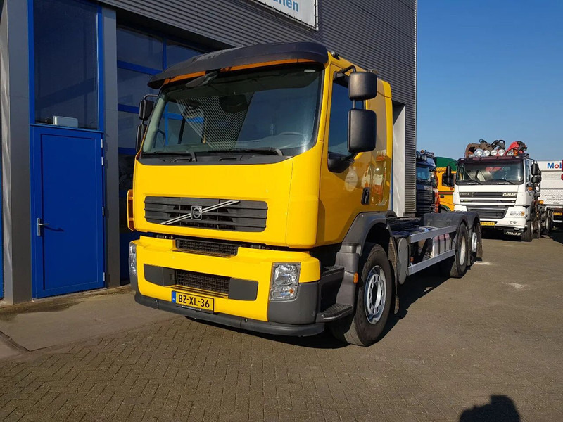 Volvo FE 300 EEV 6X2 Retarder Pto 234.000 KM TÜV - Fahrgestell LKW: das Bild 2 Volvo FE 300 EEV 6X2 Retarder Pto 234.000 KM TÜV - Fahrgestell LKW: das Bild 2